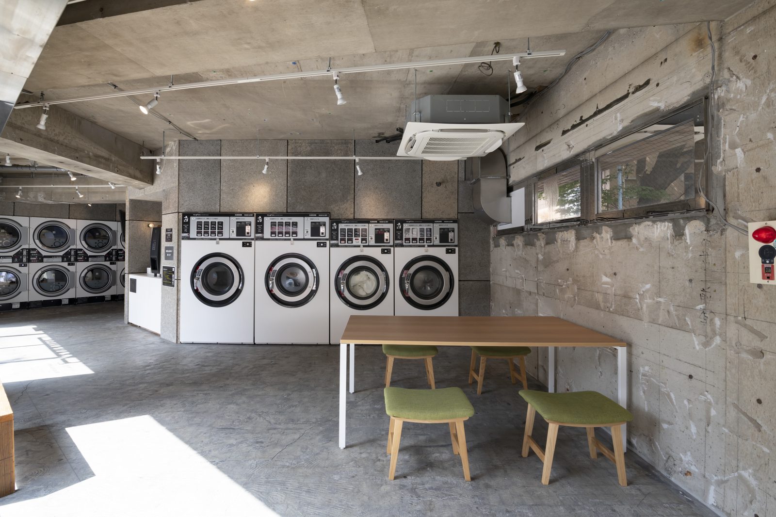 SPIN&WASH 杉並和泉の施工写真